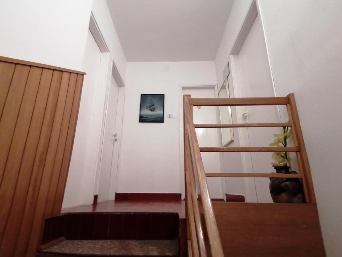 Apartman-Maja-Krk Krk Town Exterior foto